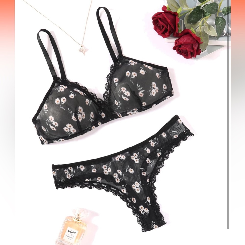 Daisy print Lingerie Set